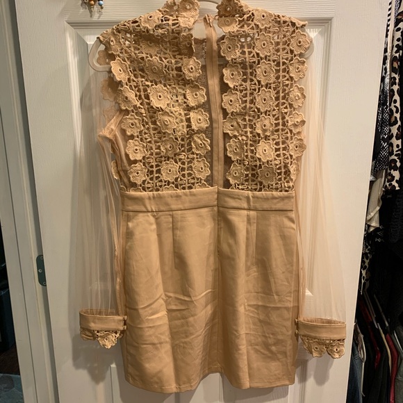 Party dress 🎉 - Picture 2 of 2